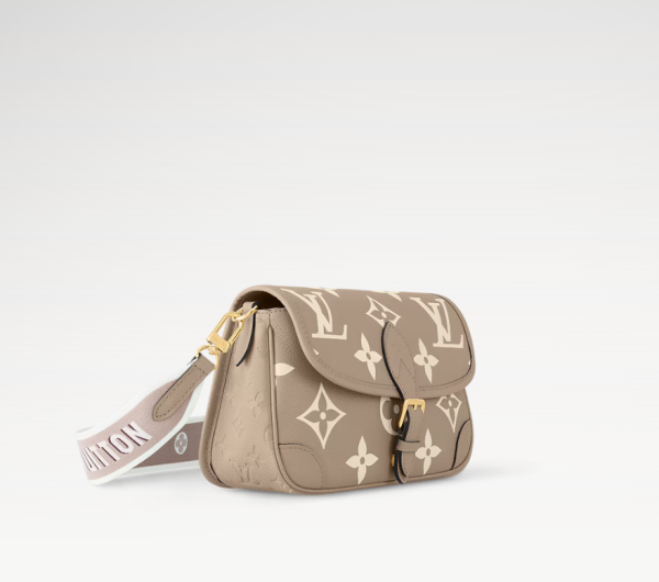 LOUIS VUITTON Diane M46583 Monogram Empreinte Leather