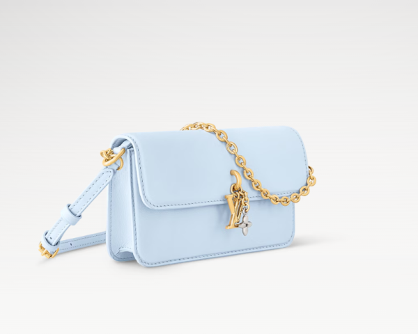 LOUIS VUITTON Wallet On Chain LV Bloom M14547