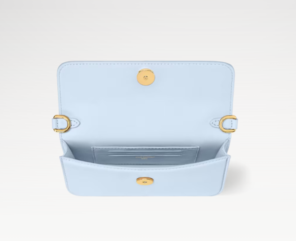 LOUIS VUITTON Wallet On Chain LV Bloom M14547