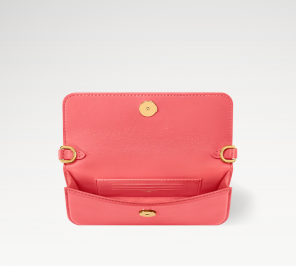 LOUIS VUITTON Wallet On Chain LV Bloom M14548