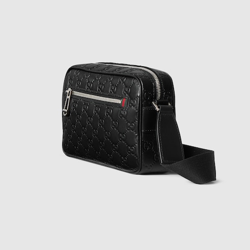 Gucci GG Emblem small crossbody bag Style ‎850242 AAFOM 1053